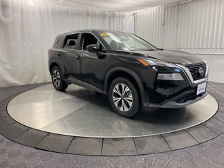 Used 2023 Nissan Rogue SV image 1