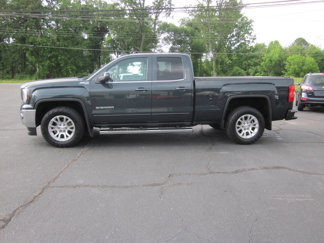 Used 2017 GMC Sierra 1500 SLE image 1