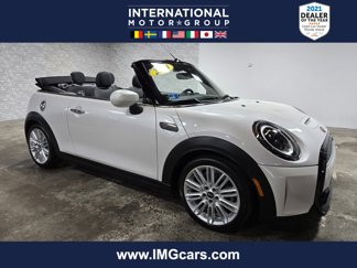 Used 2024 MINI Cooper S image 1