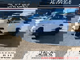 Used 2021 Chevrolet Equinox LT image 1