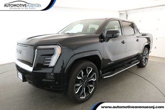 Used 2025 GMC Sierra EV Denali image 1