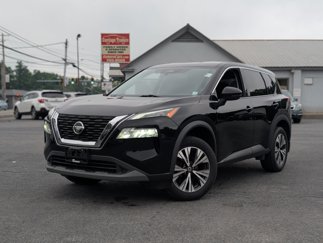 Used 2021 Nissan Rogue SV image 1