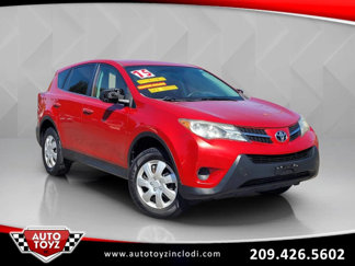 Used 2015 Toyota RAV4 LE image 1