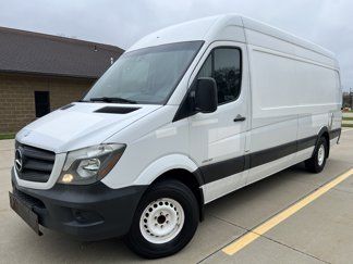 Used 2014 Mercedes-Benz Sprinter 2500 image 1