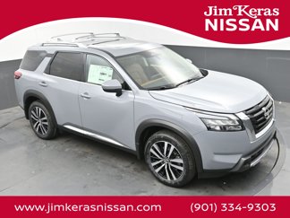 New 2025 Nissan Pathfinder Platinum image 1