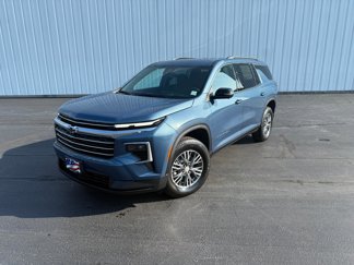 New 2026 Chevrolet Traverse LT image 1
