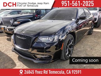 Certified 2023 Chrysler 300 Touring L image 1