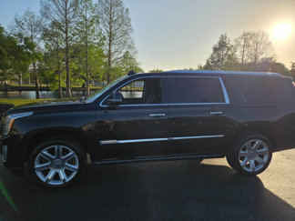 Used 2017 Cadillac Escalade ESV Premium Luxury image 1