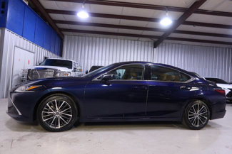 Used 2022 Lexus ES 350 w/ Premium Package image 1