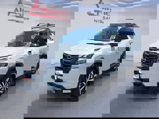 New 2025 Nissan Pathfinder Platinum image 1