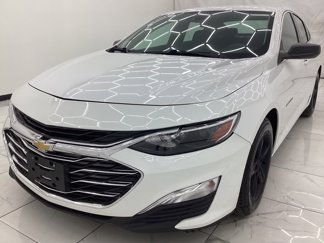 Used 2023 Chevrolet Malibu LS image 1