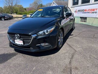 Used 2018 MAZDA MAZDA3 Touring image 1