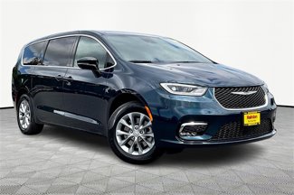 New 2025 Chrysler Pacifica Select image 1