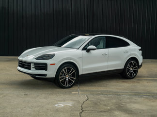 New 2025 Porsche Cayenne E-Hybrid image 1