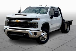 Used 2024 Chevrolet Silverado 3500 LT image 1