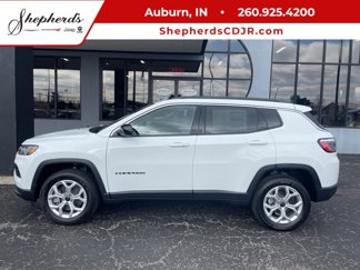 New 2025 Jeep Compass Latitude w/ Convenience Group image 1