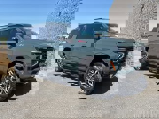 New 2025 Chevrolet Suburban Z71 w/ Z71 Off-Road Package image 1
