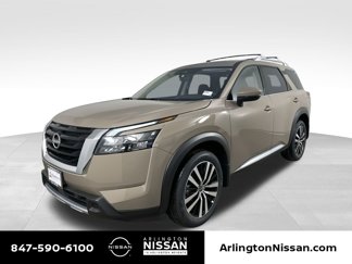 New 2025 Nissan Pathfinder Platinum image 1