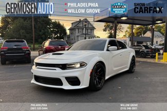 Used 2019 Dodge Charger Scat Pack image 1