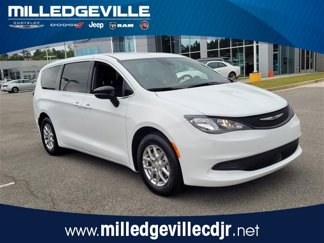 New 2025 Chrysler Voyager LX image 1