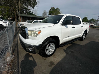 Used 2013 Toyota Tundra 4x4 CrewMax image 1