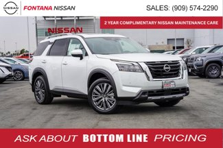 New 2025 Nissan Pathfinder SL image 1