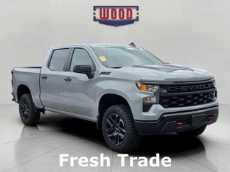 Used 2025 Chevrolet Silverado 1500 Custom Trail Boss w/ LPO, Dark Essentials Package image 1