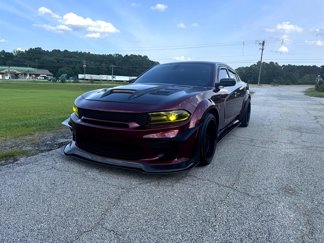 Used 2019 Dodge Charger SRT Hellcat image 1