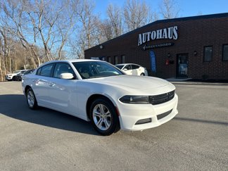 Used 2022 Dodge Charger SXT image 1