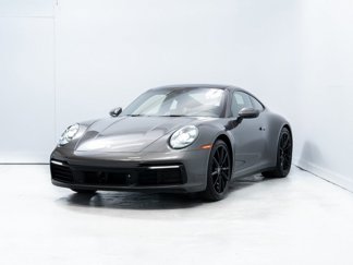 Certified 2024 Porsche 911 Carrera 4 image 1