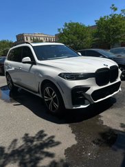 Used 2021 BMW X7 xDrive40i w/ Executive Package image 1