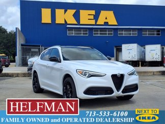 Used 2022 Alfa Romeo Stelvio Veloce image 1