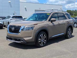 New 2025 Nissan Pathfinder Platinum image 1