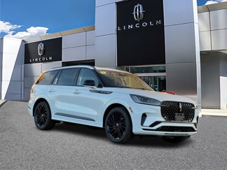 New 2025 Lincoln Aviator Reserve w/ Equipment Group 201A image 1