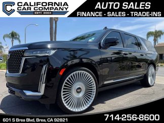 Used 2022 Cadillac Escalade ESV Premium Luxury w/ Performance Package image 1
