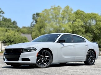 Used 2022 Dodge Charger SXT w/ Blacktop Package image 1