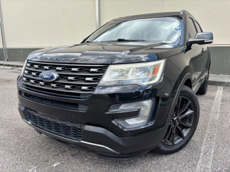 Used 2017 Ford Explorer XLT w/ Equipment Group 202A image 1