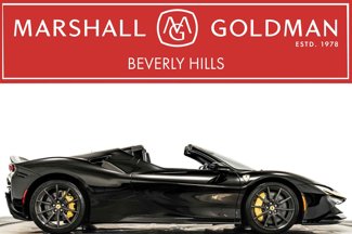 Used 2024 Ferrari SF90 Spider image 1