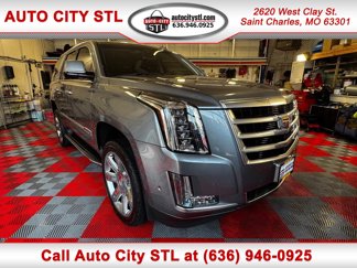 Used 2019 Cadillac Escalade Luxury image 1