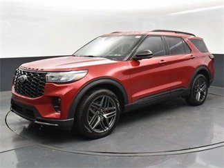 Used 2025 Ford Explorer ST-Line w/ Premium Package image 1