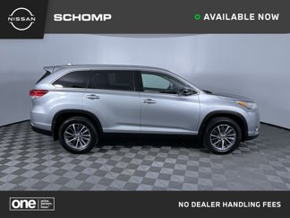 Used 2019 Toyota Highlander XLE image 1