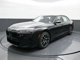 New 2025 BMW 740i xDrive image 1