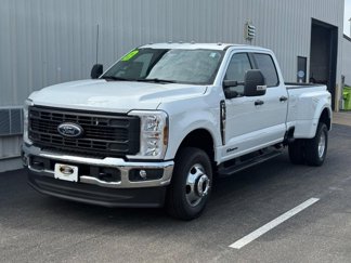 New 2025 Ford F350 XL image 1