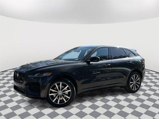 Used 2025 Jaguar F-PACE R-Dynamic S image 1