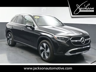 Used 2024 Mercedes-Benz GLC 300 4MATIC image 1