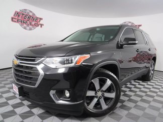 Used 2021 Chevrolet Traverse LT w/ LT Premium Package image 1