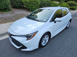Used 2022 Toyota Corolla Hatchback image 1