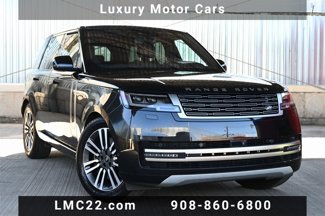 Used 2023 Land Rover Range Rover SE image 1