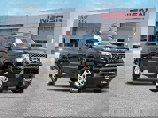 Certified 2024 Nissan Frontier SV image 1