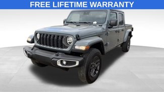 New 2025 Jeep Gladiator Sport image 1